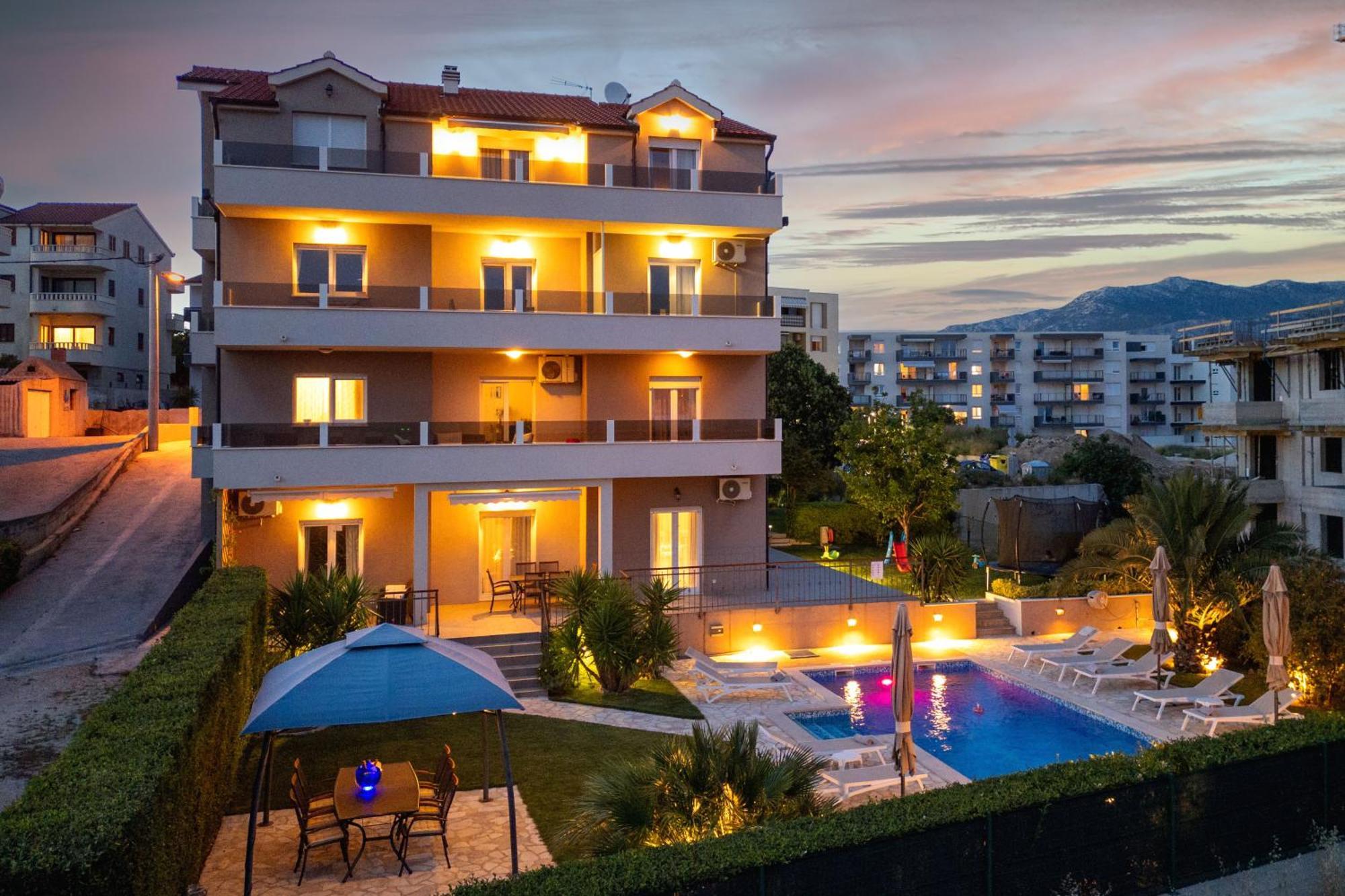 Апартаменты Sunny Garden Сплит Экстерьер фото