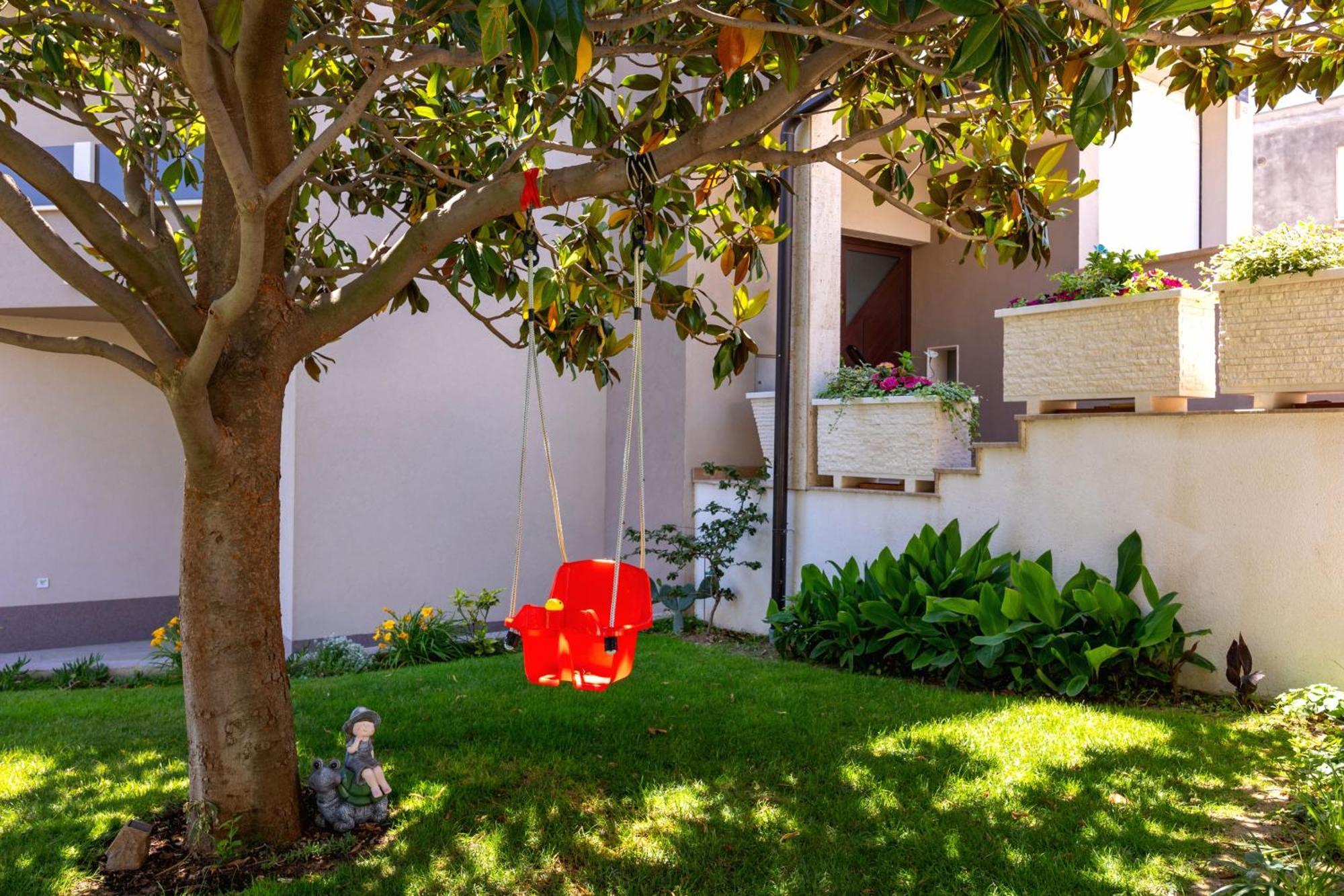 Апартаменты Sunny Garden Сплит Экстерьер фото