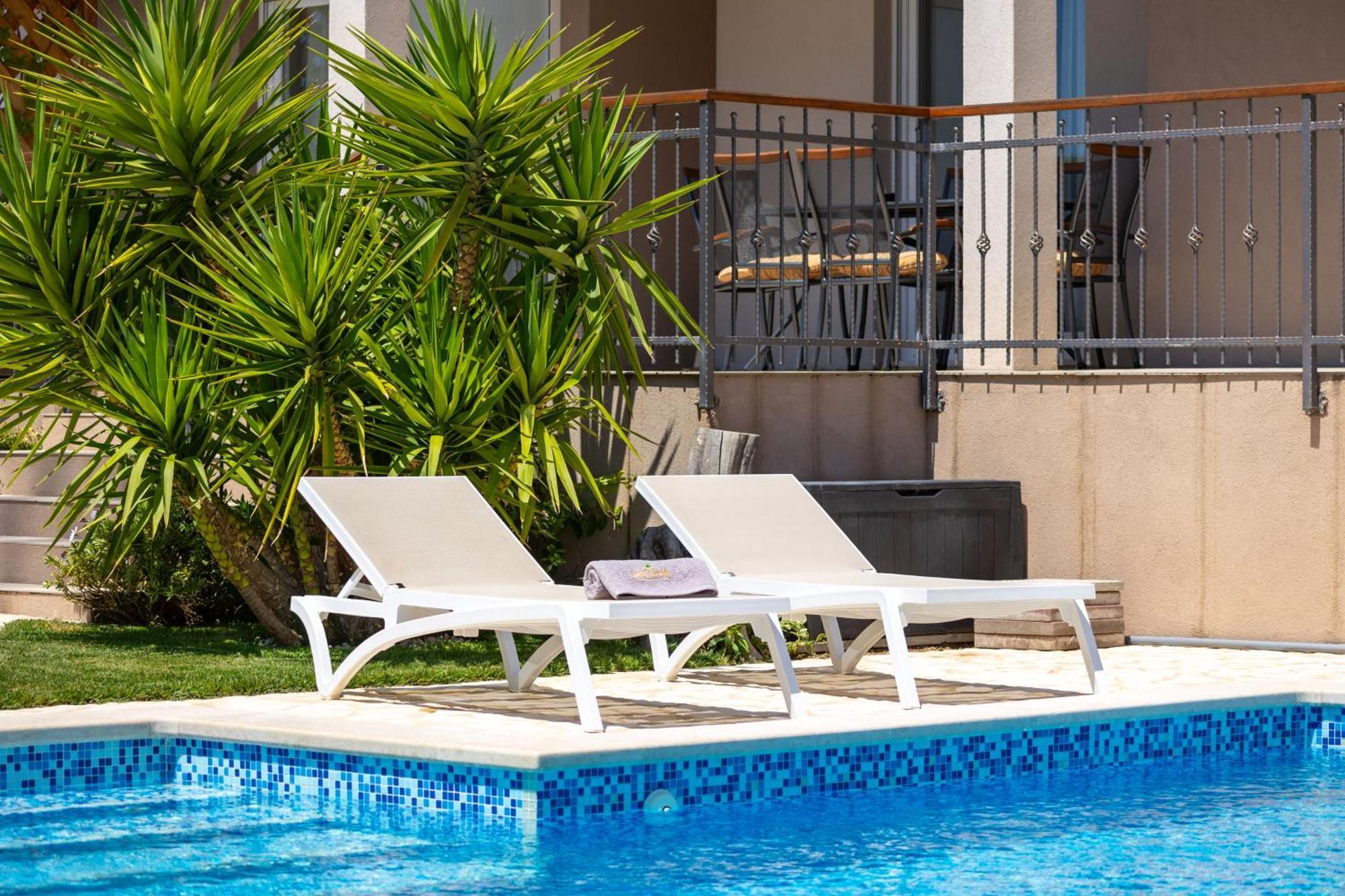 Апартаменты Sunny Garden Сплит Экстерьер фото