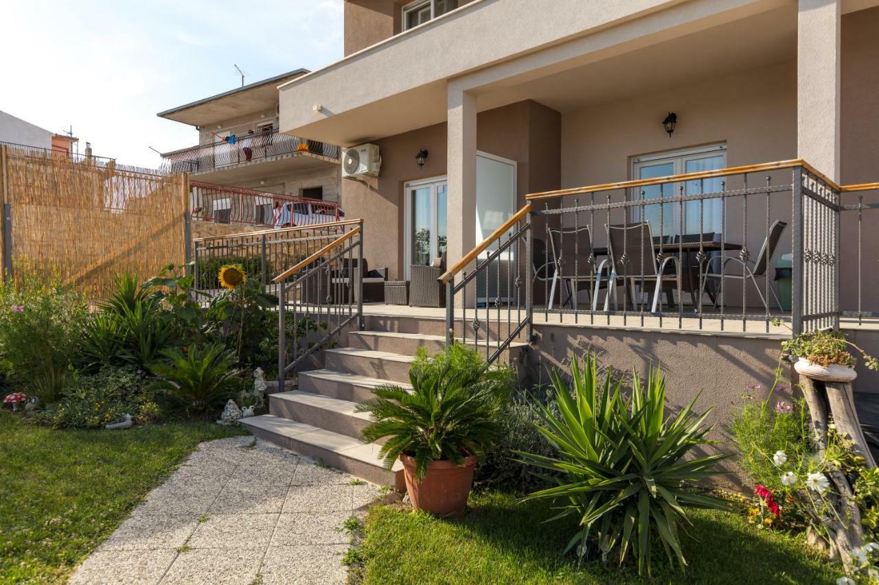 Апартаменты Sunny Garden Сплит Экстерьер фото